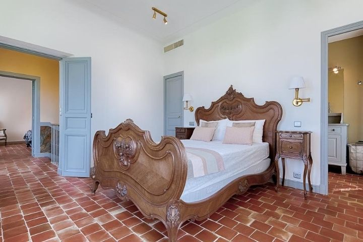 4 Bedroom holiday villa Juan Les Pins French Villa Management